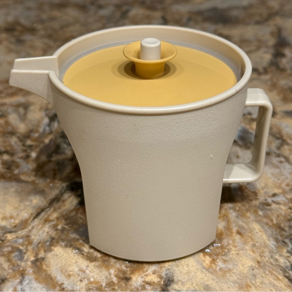 Vintage Tupperware Beige and Harvest Gold Creamer #1414-5 with Push Button Lid